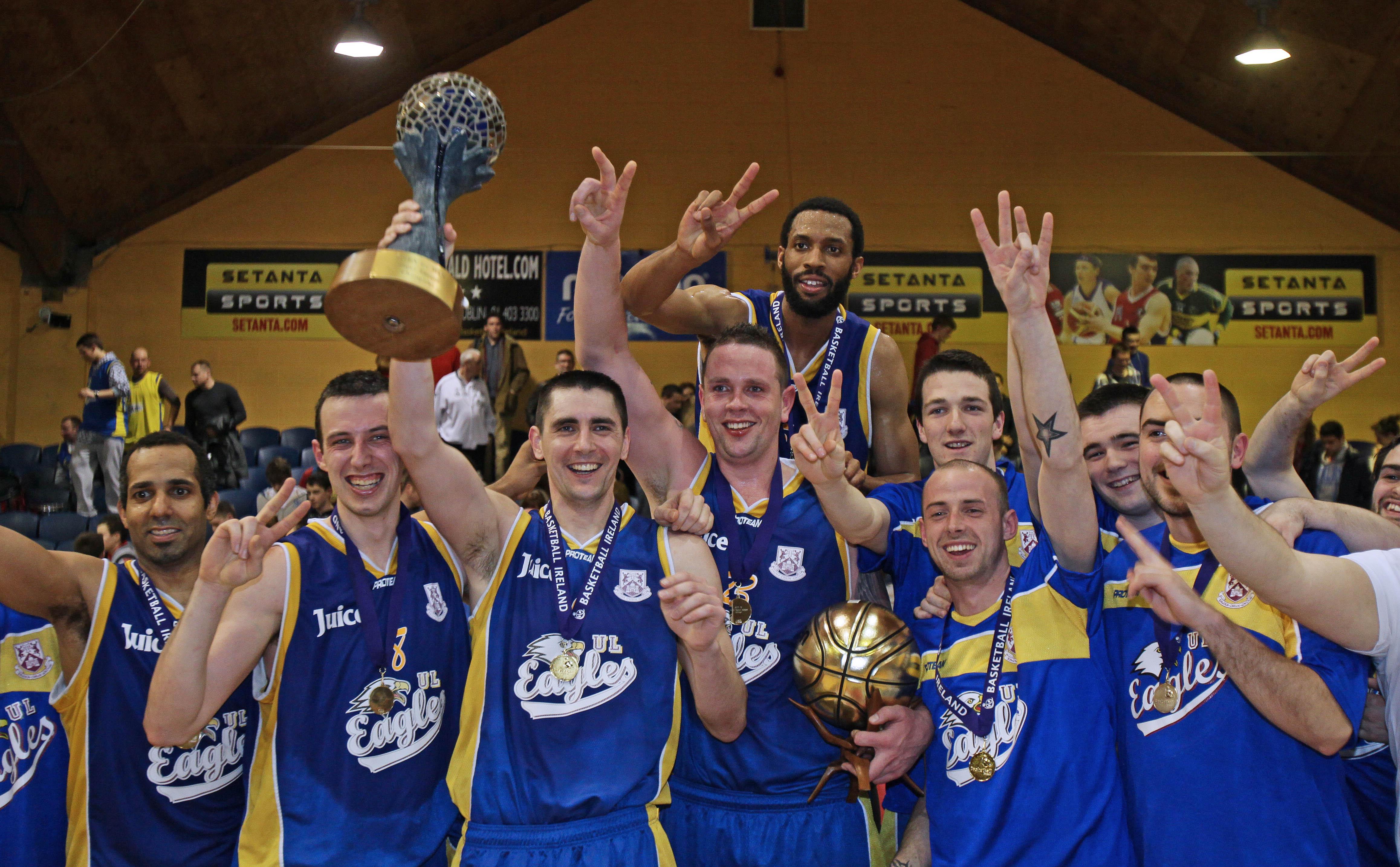 UL Eagles celebrating winning the 2012 Superleague final